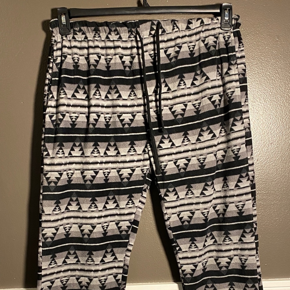 Men's Black and Gray Patterned Fleece Pocket Straight Leg Pants